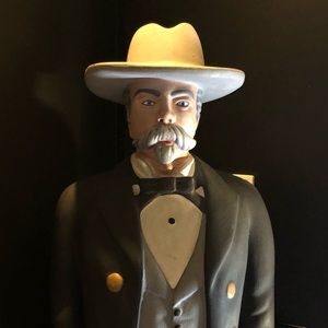 Meet your Posher, Tony